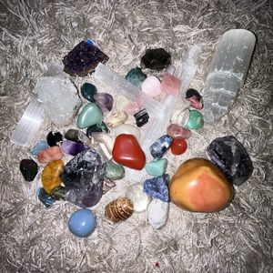 Random 14 pc crystal bundle